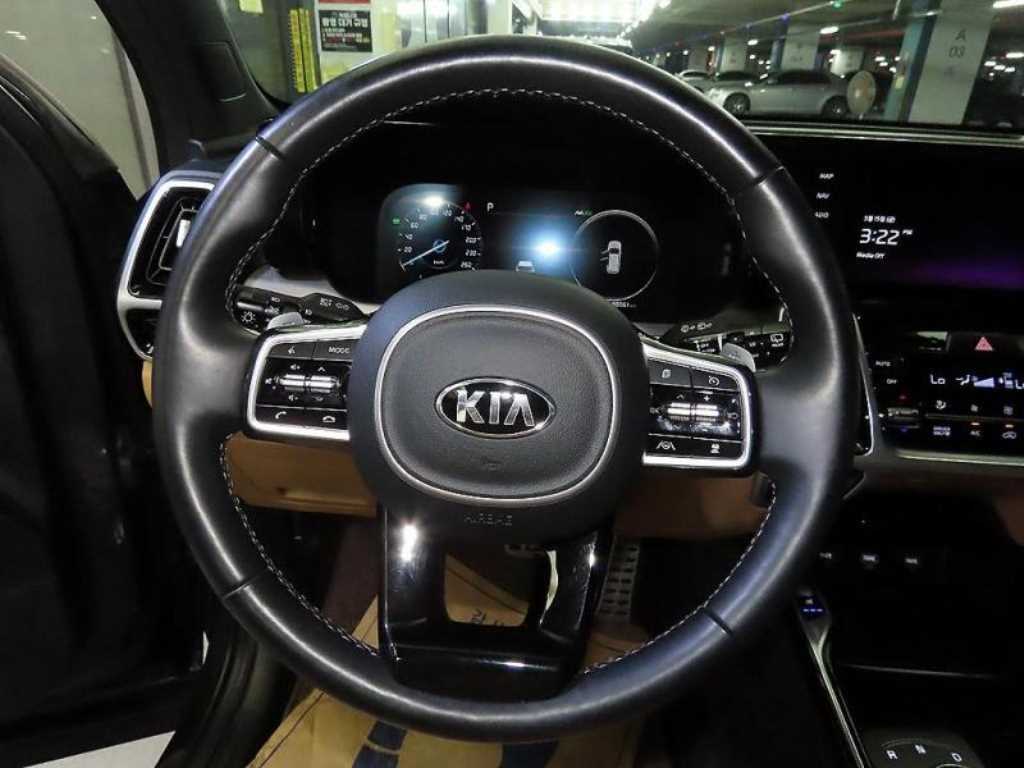 KIA Sorento - Vista 8