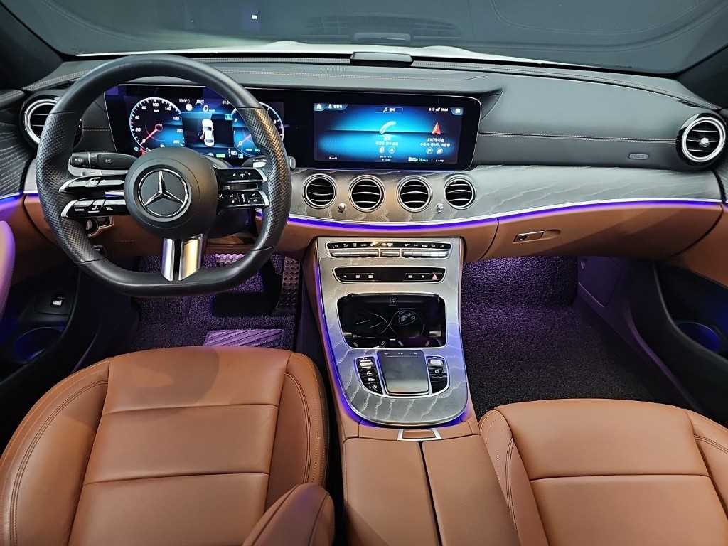 Mercedes Benz E class - Vista 7