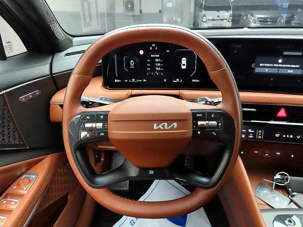 KIA K8 - Vista 7