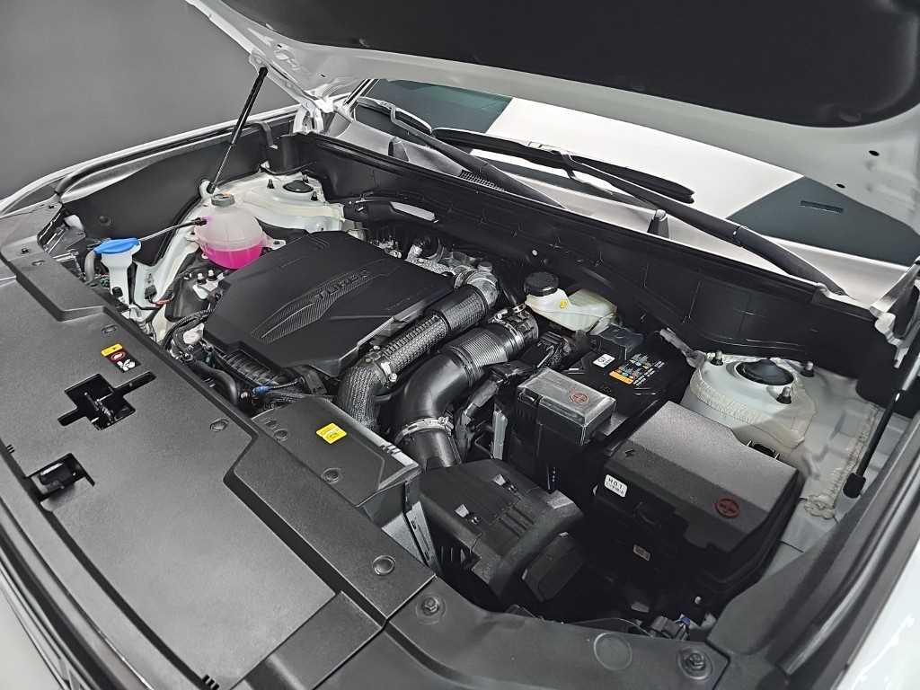 HYUNDAI Santa Fe - Vista 5