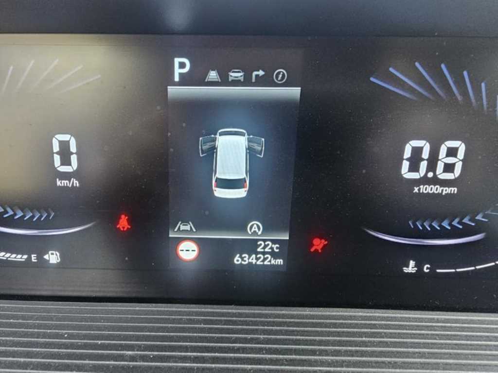 HYUNDAI Staria - Vista 12