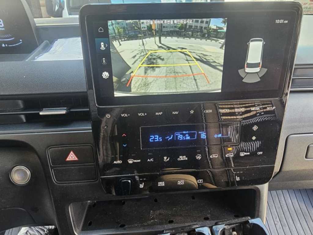 HYUNDAI Staria - Vista 10