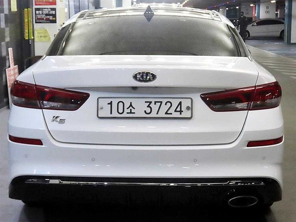 KIA K5 - Vista 5