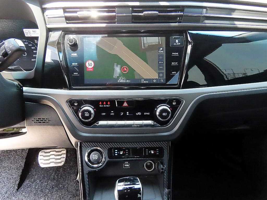 Ssangyong Korando - Vista 12
