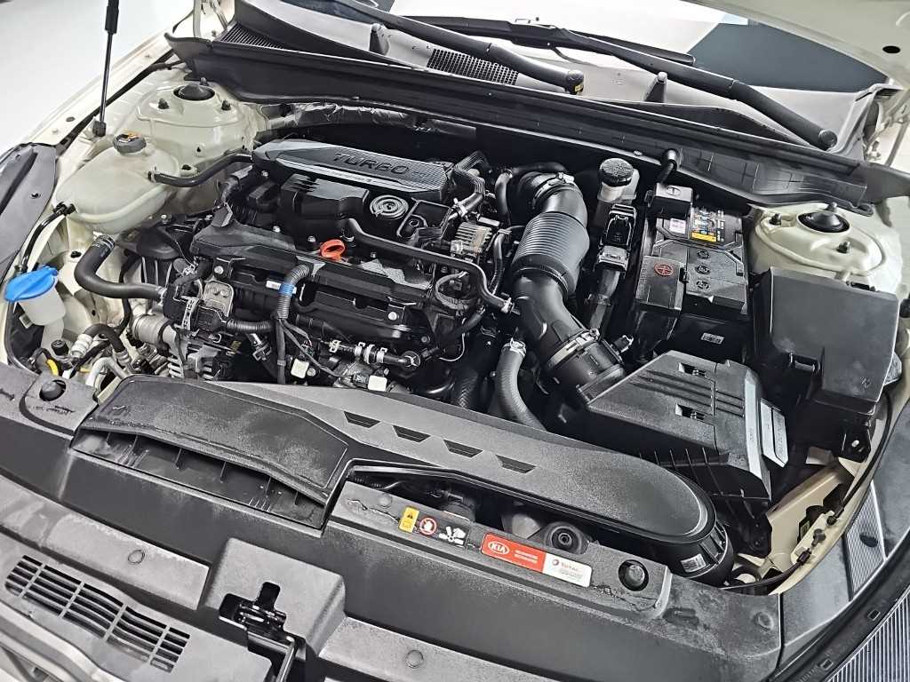 KIA K5 - Vista 5