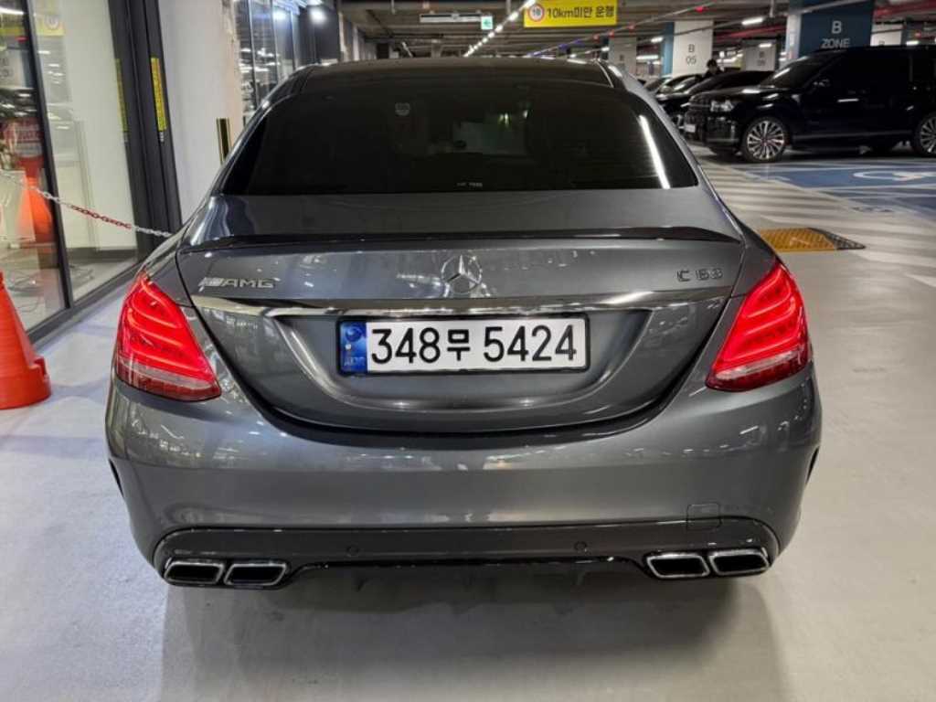 Mercedes Benz C Class - Vista 5