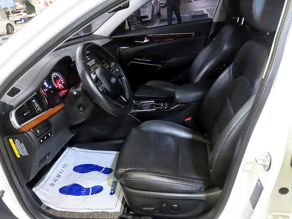 KIA K7 - Vista 6