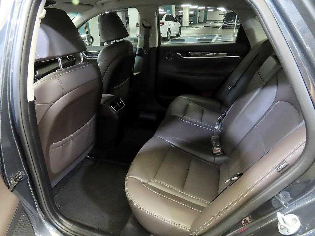 HYUNDAI Grandeur - Vista 7