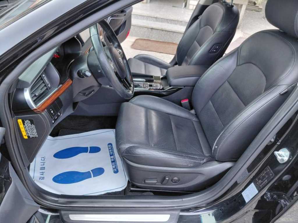 KIA K7 2016 Negro - Importación desde Corea - HF Imports Iquique - Foto 17