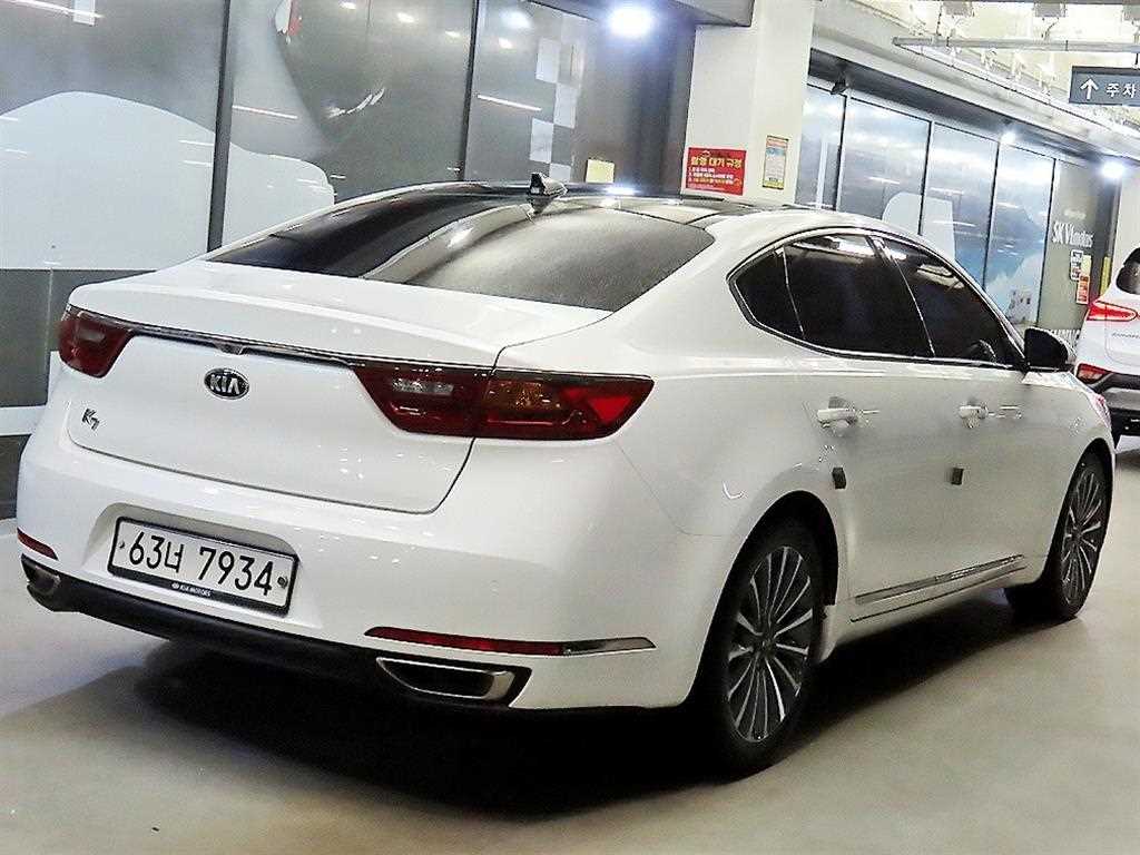 KIA K7 - Vista 4