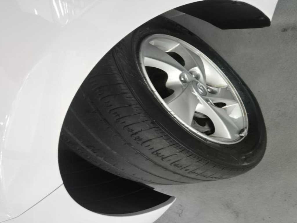 HYUNDAI Avante 2015 Blanco - Importación desde Corea - HF Imports Iquique - Foto 15