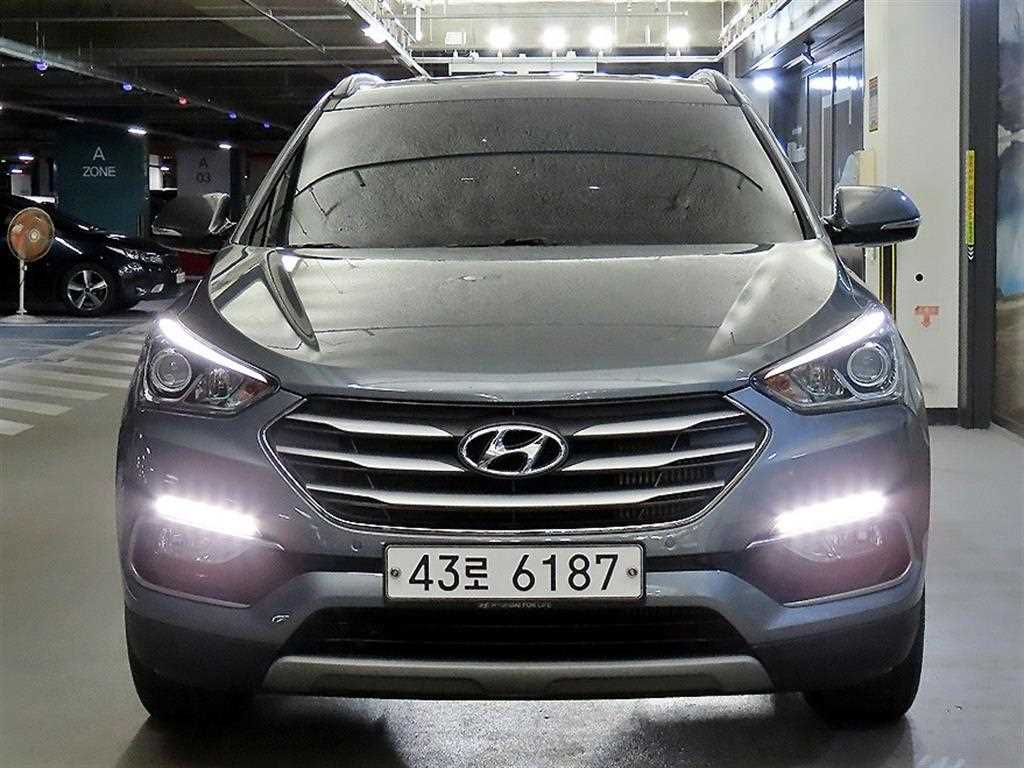 HYUNDAI Santa Fe - Vista 2
