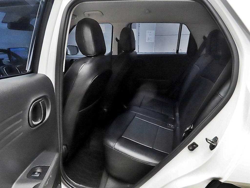 HYUNDAI Casper - Vista 6