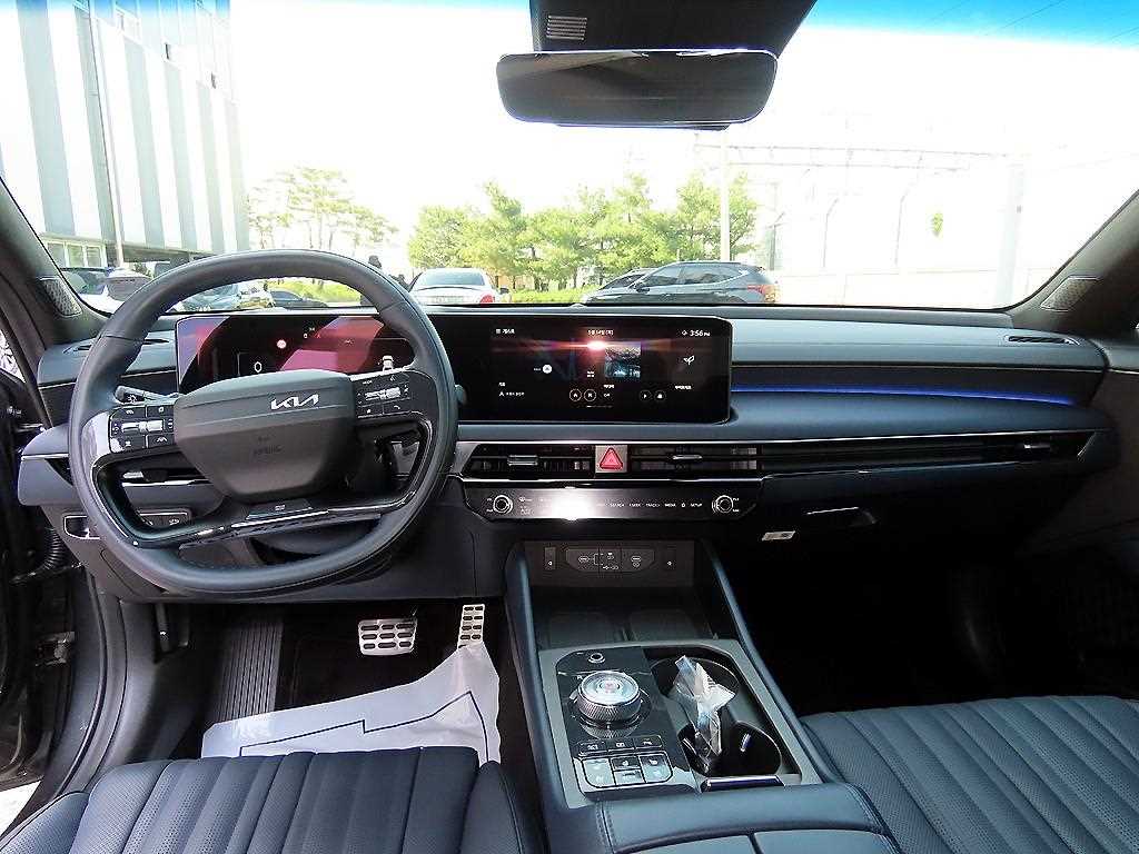 KIA K8 - Vista 7