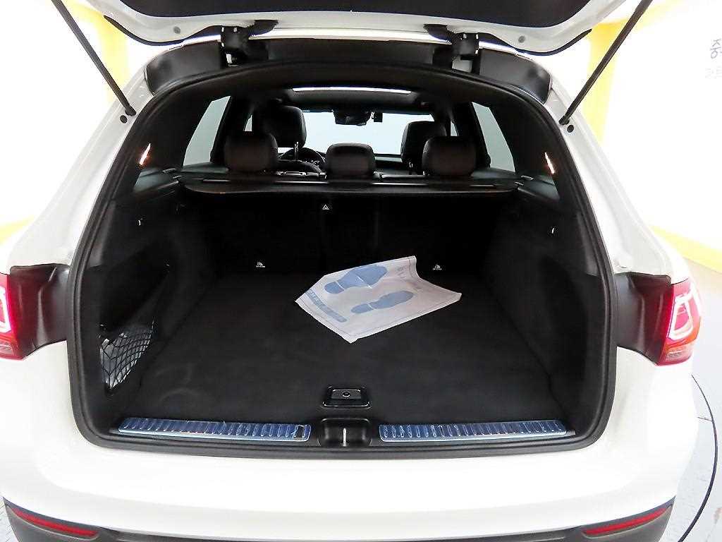 Mercedes Benz GLC Class 2020 Blanco - Importación desde Corea - HF Imports Iquique - Foto 18