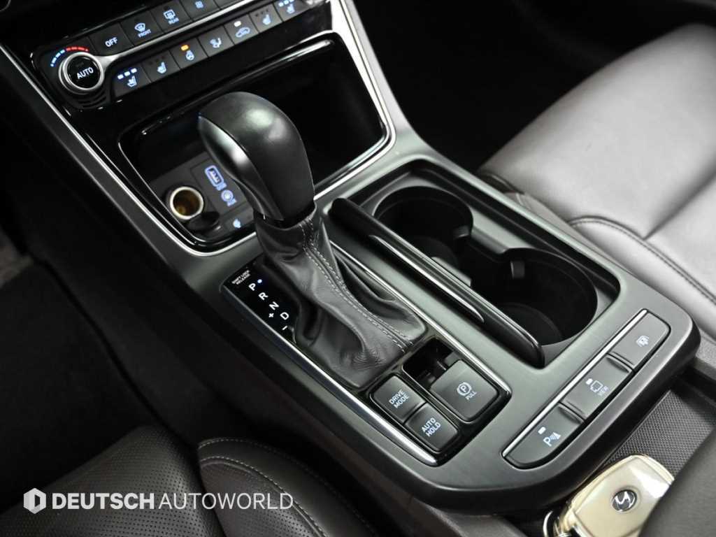 HYUNDAI Grandeur - Vista 9
