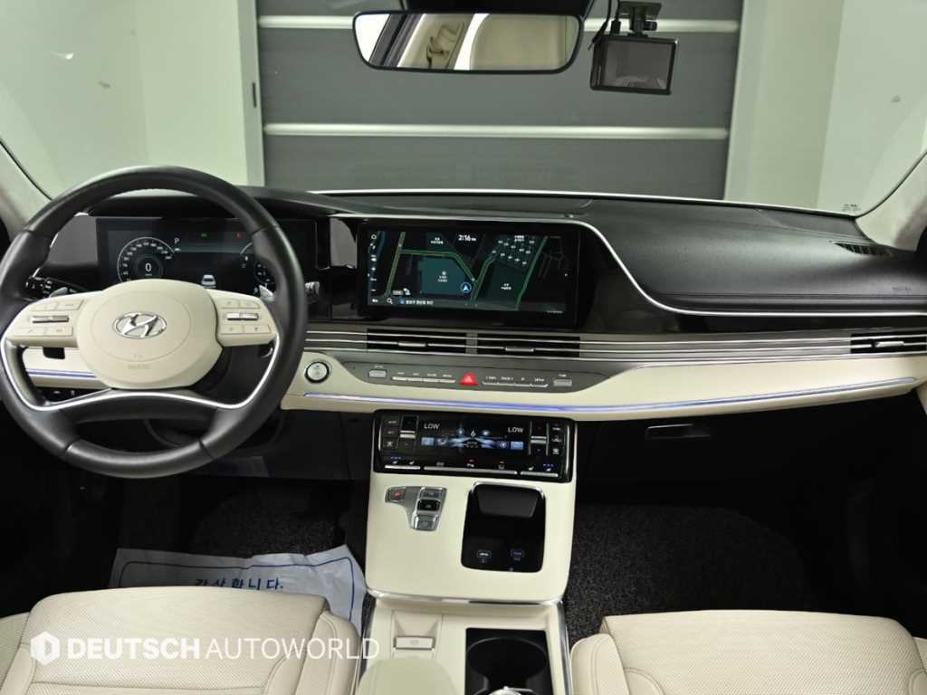 HYUNDAI Grandeur - Vista 7