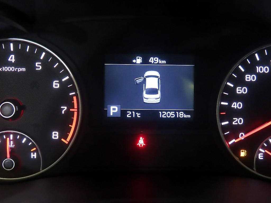 KIA K5 - Vista 9