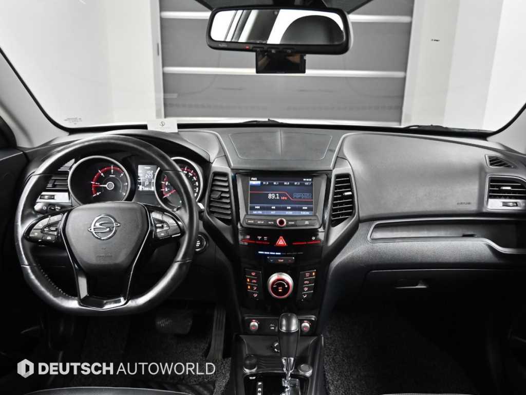 Ssangyong Tivoli - Vista 7