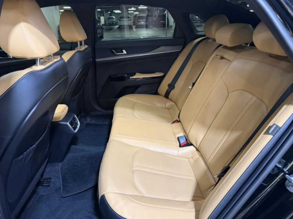 KIA K5 - Vista 7