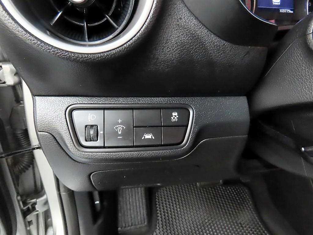 KIA K3 - Vista 12