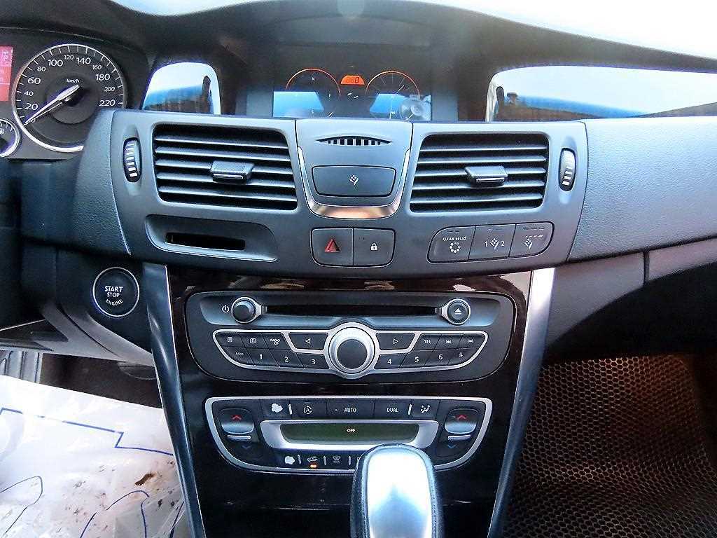 SAMSUNG SM5 2011 Gris - Importación desde Corea - HF Imports Iquique - Foto 13