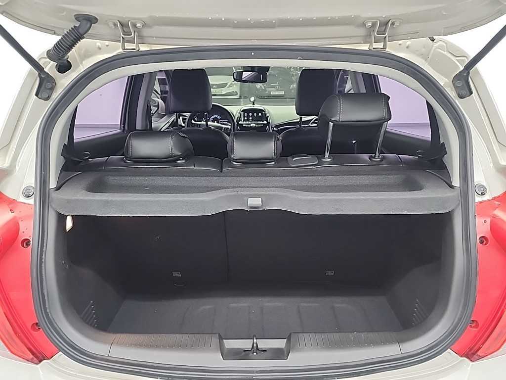 Chevrolet Spark 2019 Blanco - Importación desde Corea - HF Imports Iquique - Foto 18