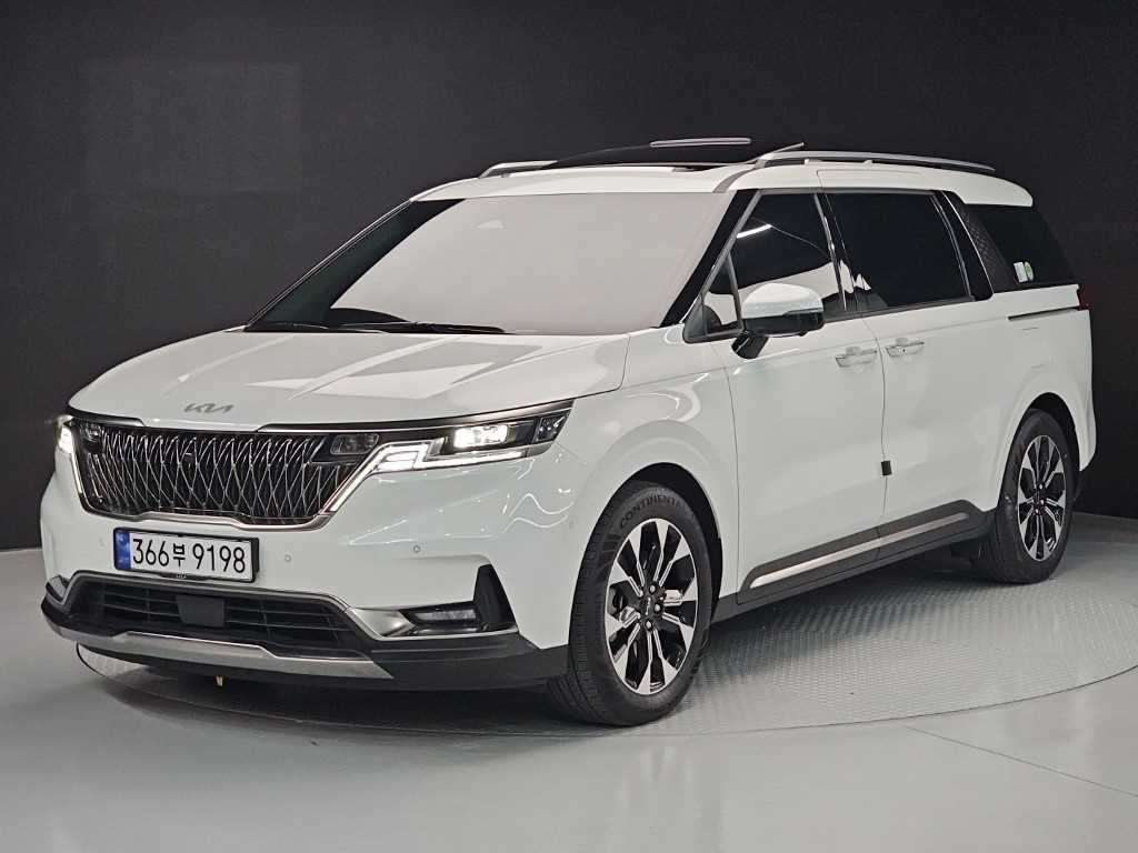KIA Carnival 2023 Blanco - Importación desde Corea - HF Imports Iquique - Foto 1