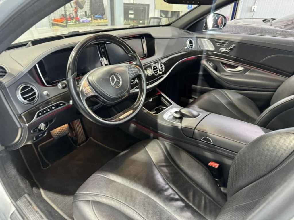 Mercedes Benz S Class - Vista 4