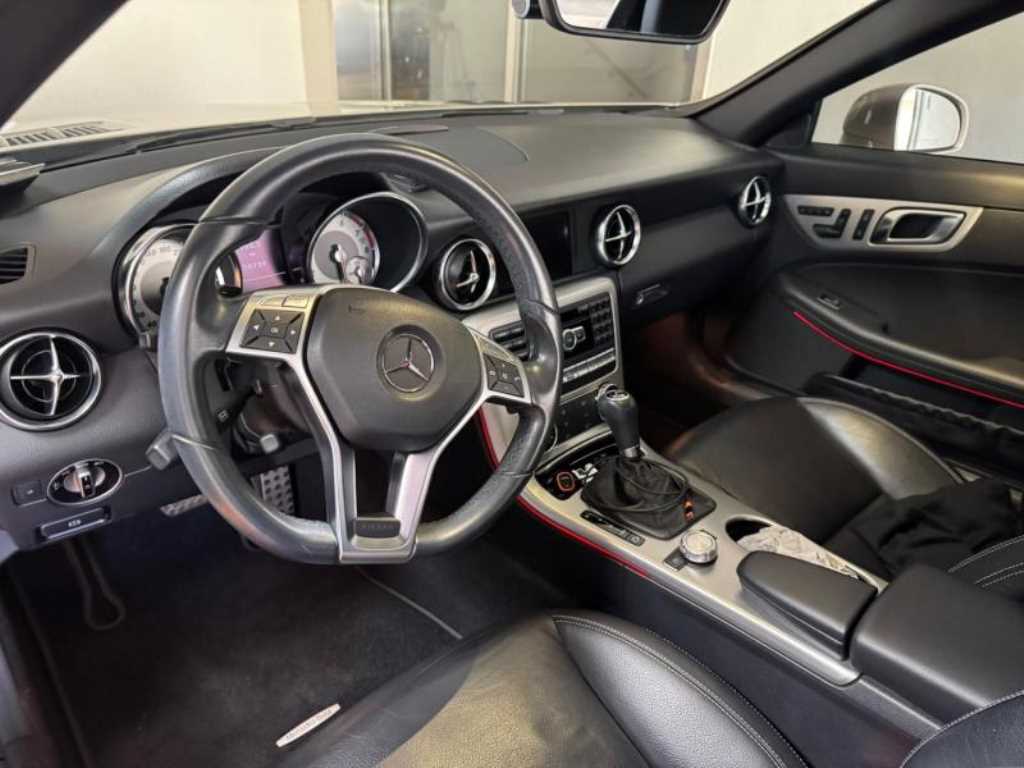 Mercedes Benz SLK Class - Vista 3