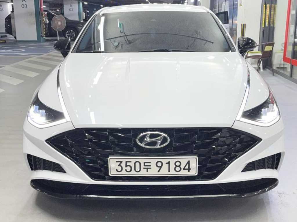 HYUNDAI Sonata - Vista 2