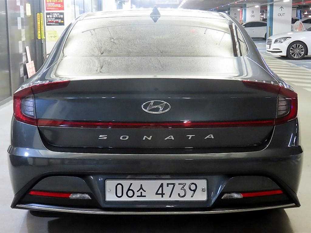 HYUNDAI Sonata - Vista 5