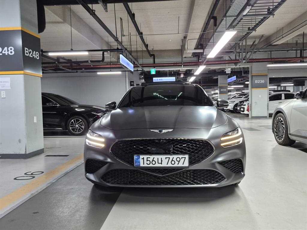 Genesis G70 - Vista 2