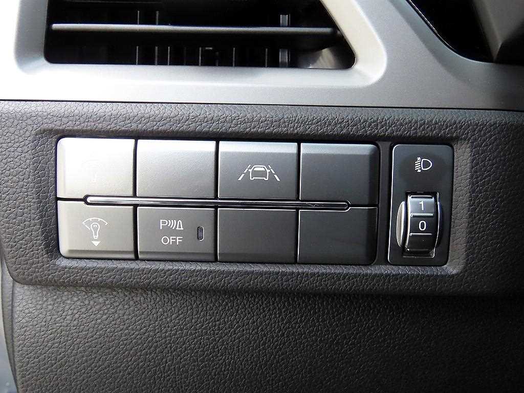 Ssangyong Korando - Vista 12