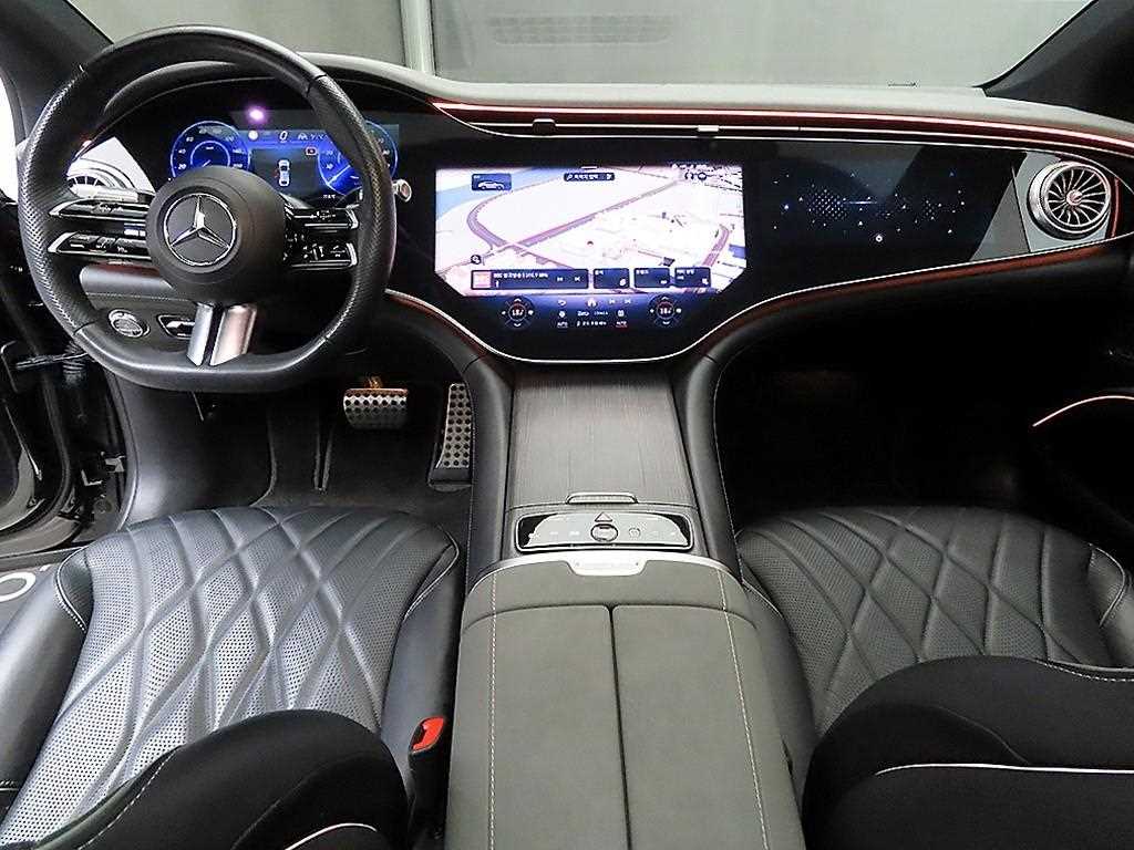 Mercedes Benz EQS - Vista 7