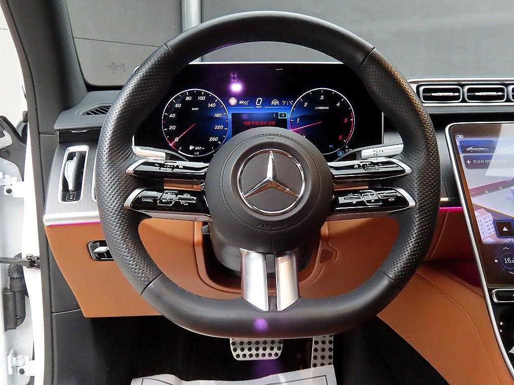 Mercedes Benz S Class - Vista 9