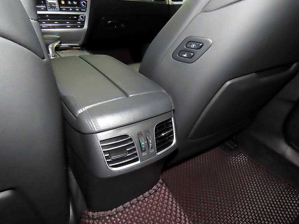 Genesis G80 2017 Blanco - Importación desde Corea - HF Imports Iquique - Foto 17