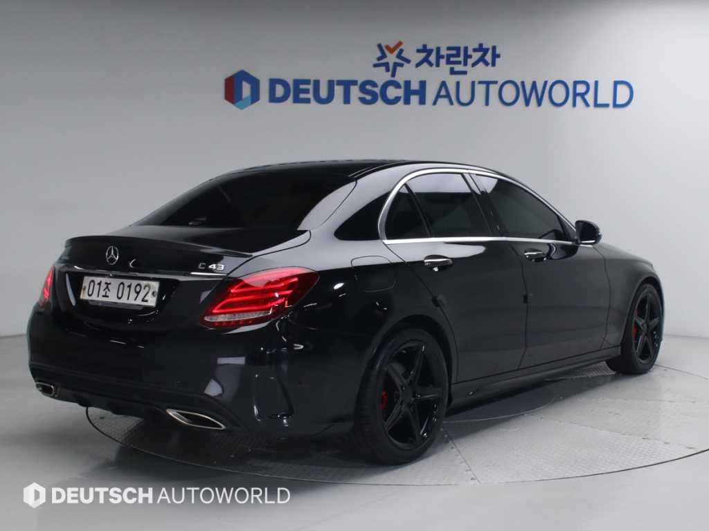Mercedes Benz C Class - Vista 2