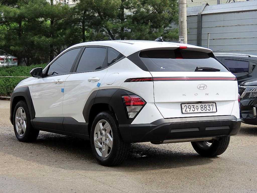 HYUNDAI Kona - Vista 3