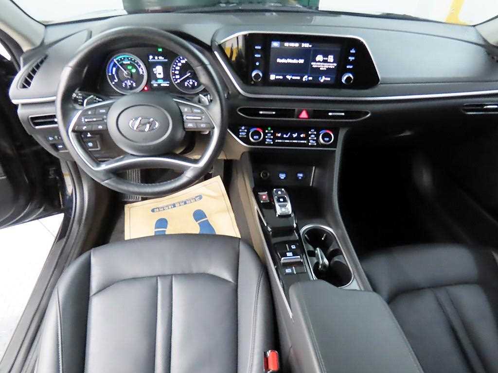 HYUNDAI Sonata - Vista 7
