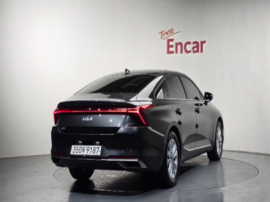KIA K8 - Vista 2