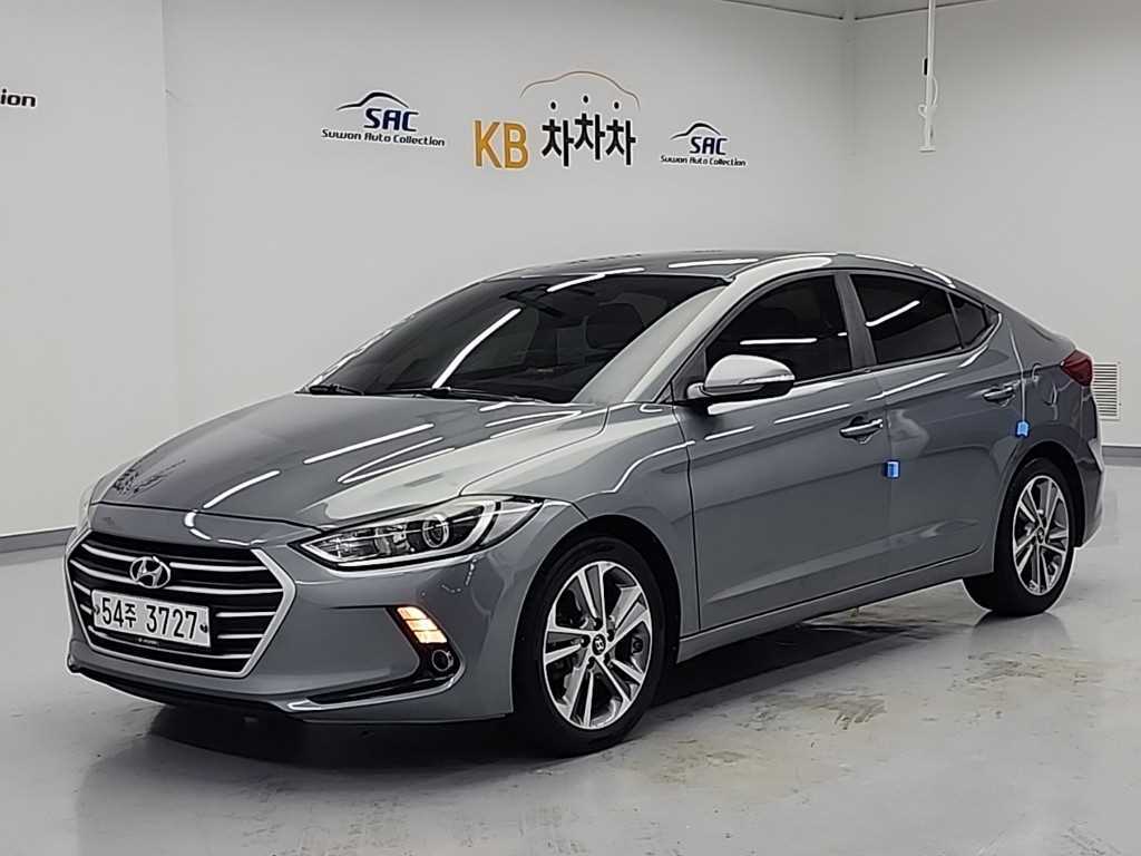 HYUNDAI Avante 2018 Gris - Importación desde Corea - HF Imports Iquique - Foto 1
