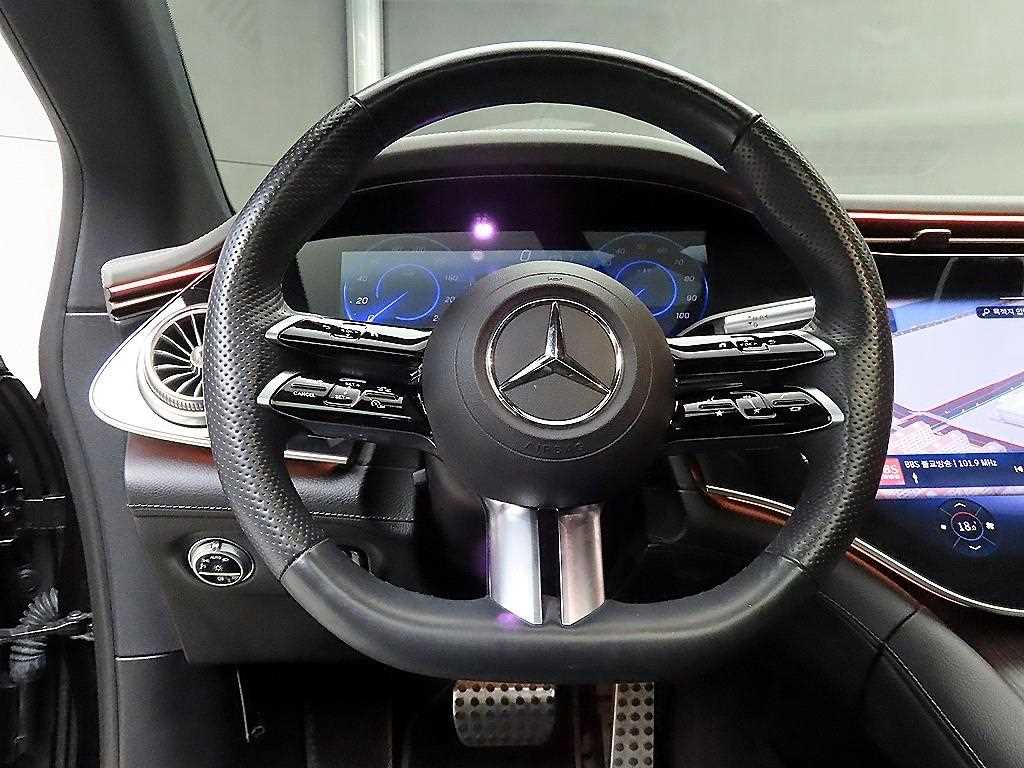 Mercedes Benz EQS - Vista 9