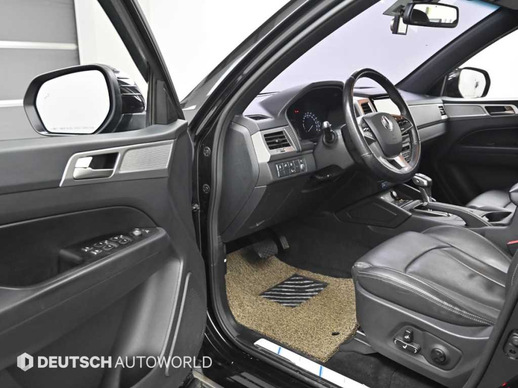 Ssangyong Rexton - Vista 11