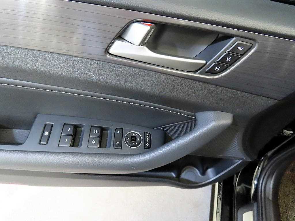 HYUNDAI Sonata 2019 Negro - Importación desde Corea - HF Imports Iquique - Foto 13