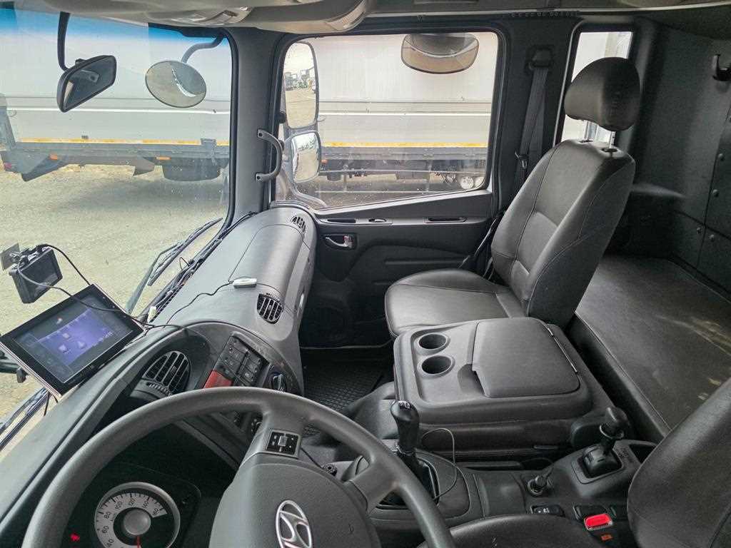 medium and large cargo Cargo 2015 Blanco - Importación desde Corea - HF Imports Iquique - Foto 13