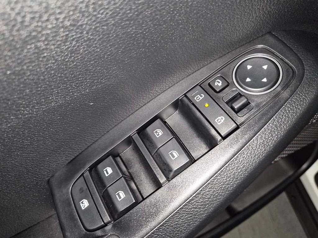 KIA Seltos - Vista 12