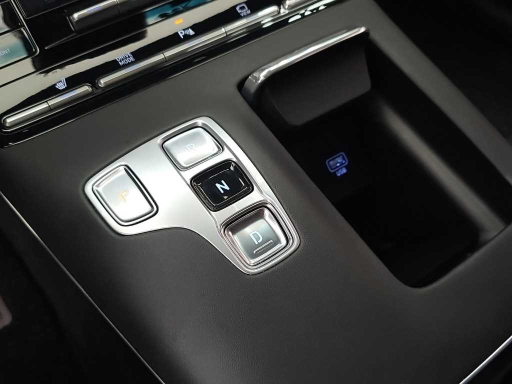 HYUNDAI Grandeur - Vista 8
