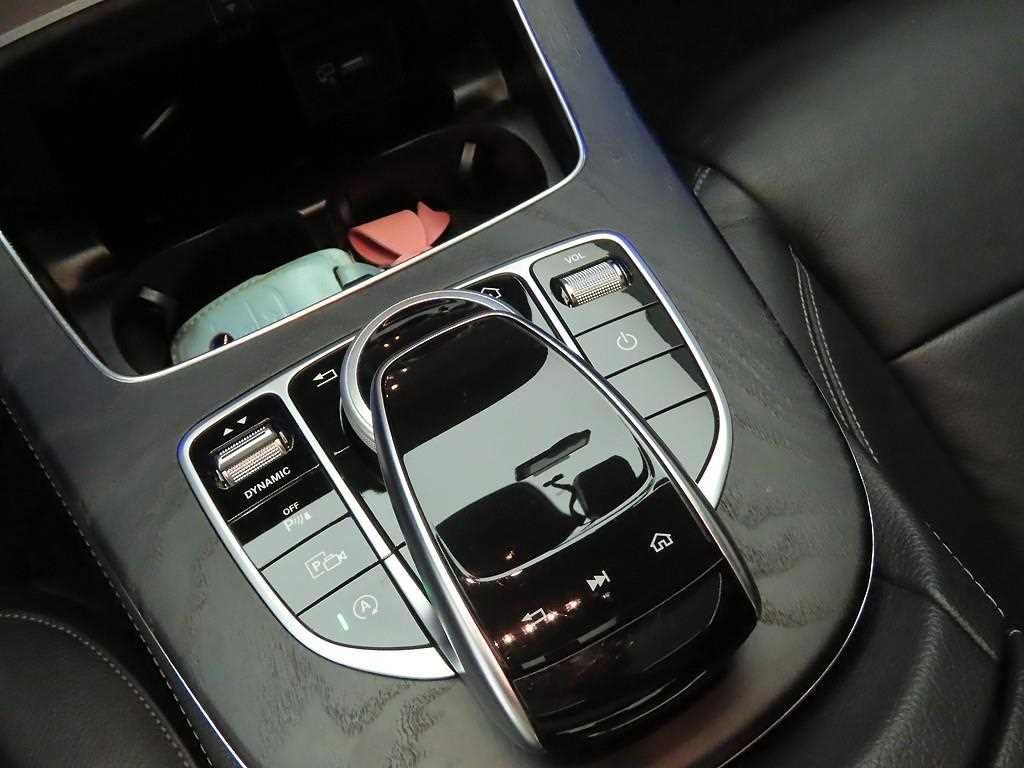 Mercedes Benz E class - Vista 10