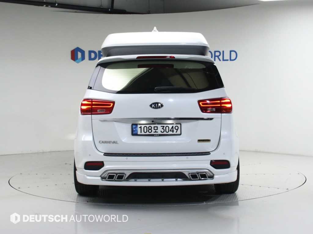 KIA Carnival - Vista 4